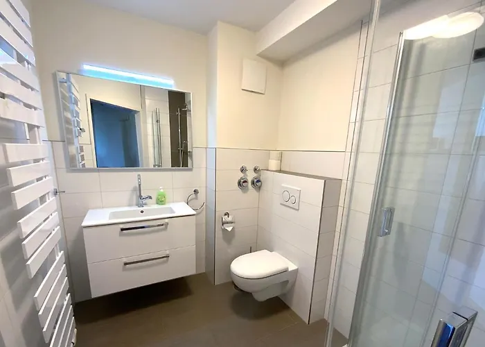 哈森科普夫海勒公寓 *